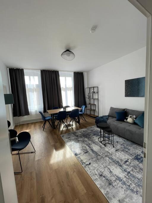 Lucky Stays Ls10 - Vollausstattung - Zentrum - Aufzug - Grosse Kueche - 2 Zimmer - Smart-Tv Magdeburg Eksteriør bilde